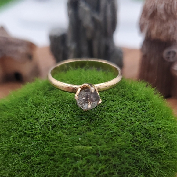 Estate Jewelry - Crystal Engagement Solitaire Ring Size 6 R812